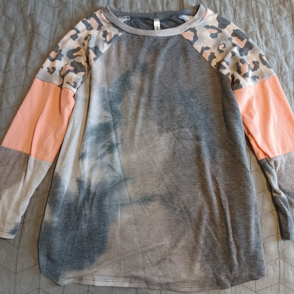 Cheetah print long sleeve top